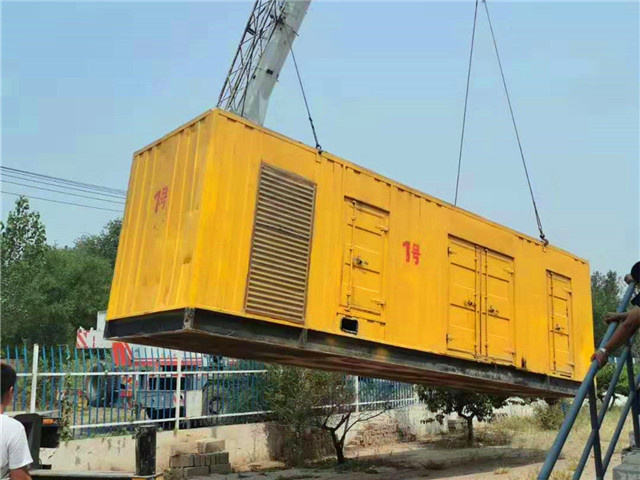 城北300KW柴油发电机组油耗是多少？