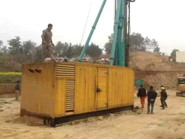城北如何判断水冷式机油散热器密封件是否需要更换？